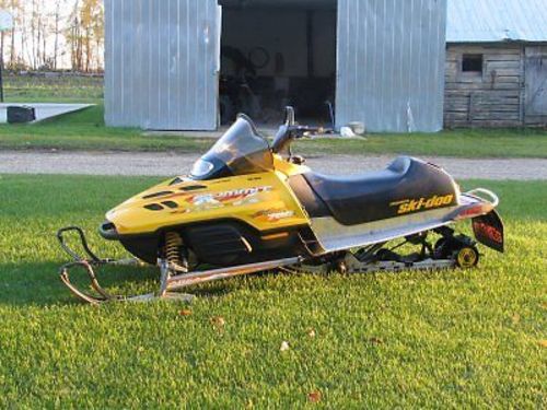Product picture Ski-Doo Summit 700 2000 PDF Service/Shop Manual Download