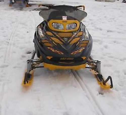 Product picture Ski-Doo MXZ 700 SB 2000 PDF Service/Shop Manual Download