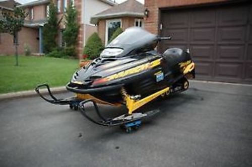 Product picture Ski-Doo Mach Z R 2000 PDF Service/Shop Manual Download