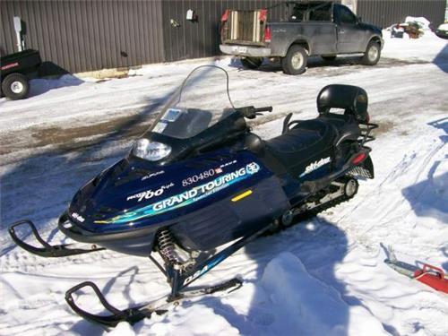 Product picture Ski-Doo Grand Touring 700 1998 PDF Service Manual Download