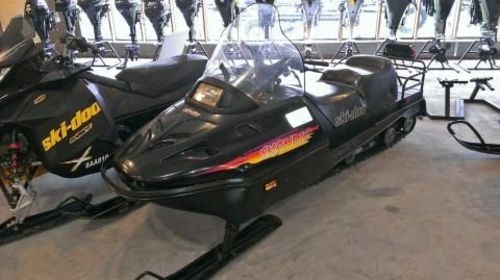 Product picture Ski-Doo Skandic SWT 1997 PDF Service/Shop Manual Download